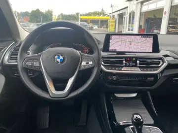 BMW X3 20d Park-Assist LiveCockpit  Sportsitze HiFi