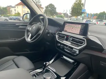 BMW X3 20d Park-Assist LiveCockpit  Sportsitze HiFi