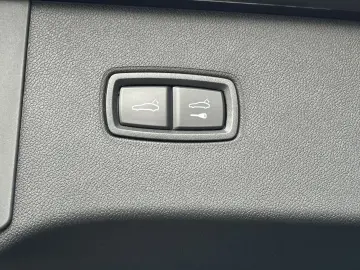 PORSCHE Cayenne S E-Hybrid SoftClo PassD Massage 360