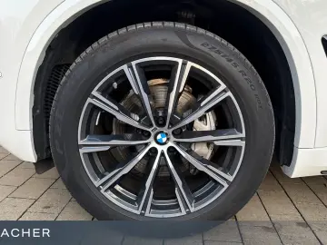 BMW X5 xDrive30d A M-Sport Navi 360  HUD ACC H&K