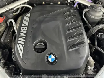 BMW X5 xDr30d M Sport Pro Individual Sky 22'&ap&hellip;