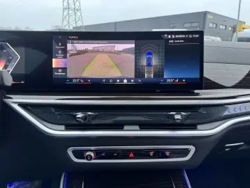 BMW X5 xDrive 30d M-Sport SkyLounge LED Leder