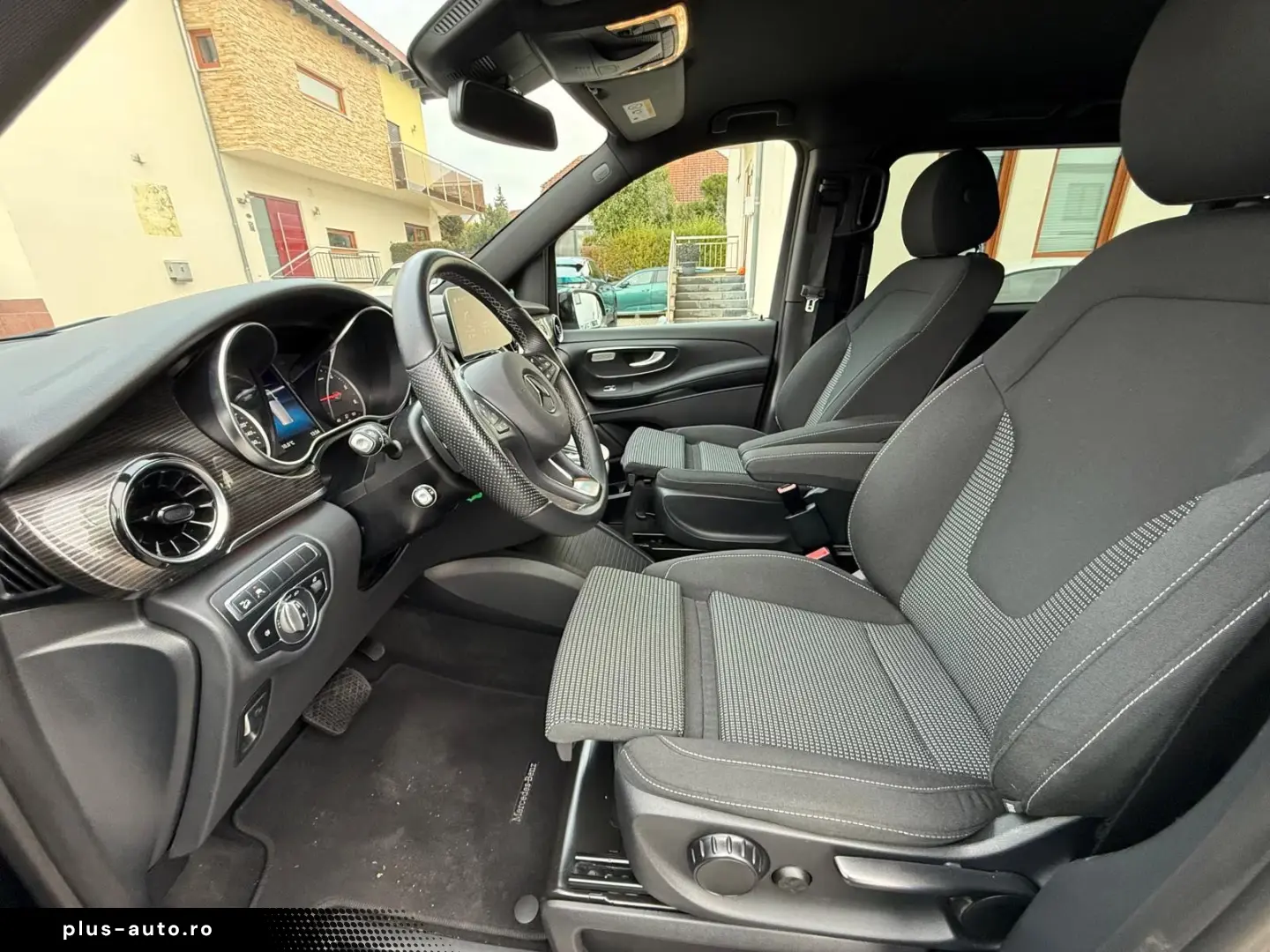 Mercedes-Benz V 300 4MATIC extralang