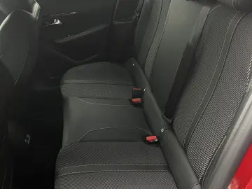 NOUL PEUGEOT 208 5 USI GT 1.2 HYBRID STT 100 CP