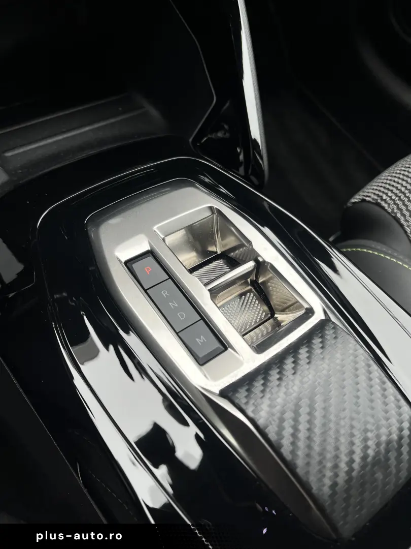 NOUL PEUGEOT 208 5 USI GT 1.2 HYBRID STT 100 CP