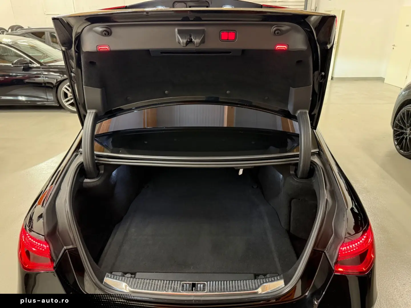 MERCEDES-BENZ S 580 e Amg S63 Umbau Pano Distr Burme&hellip;