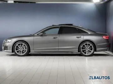AUDI A8 55 3.0TFSI quattro Matrix Standheiz. ACC Pano