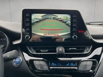 TOYOTA C-HR 1.8 Hybrid Flow