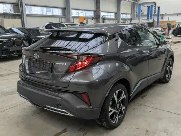 TOYOTA C-HR 2.0 Hybrid Team D NAVI R-KAM SHZG