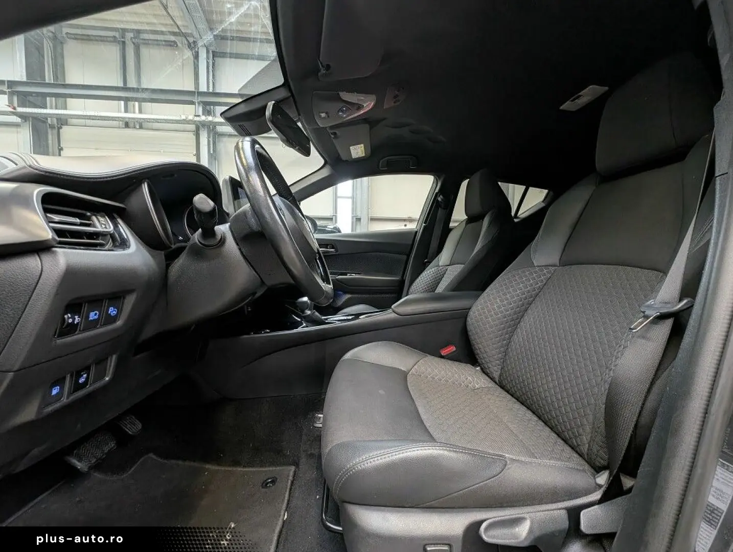 TOYOTA C-HR 2.0 Hybrid Team D NAVI R-KAM SHZG