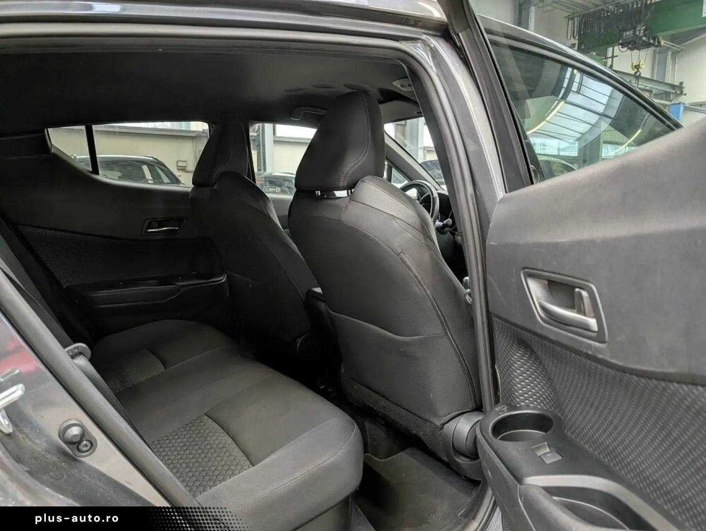 TOYOTA C-HR 2.0 Hybrid Team D NAVI R-KAM SHZG