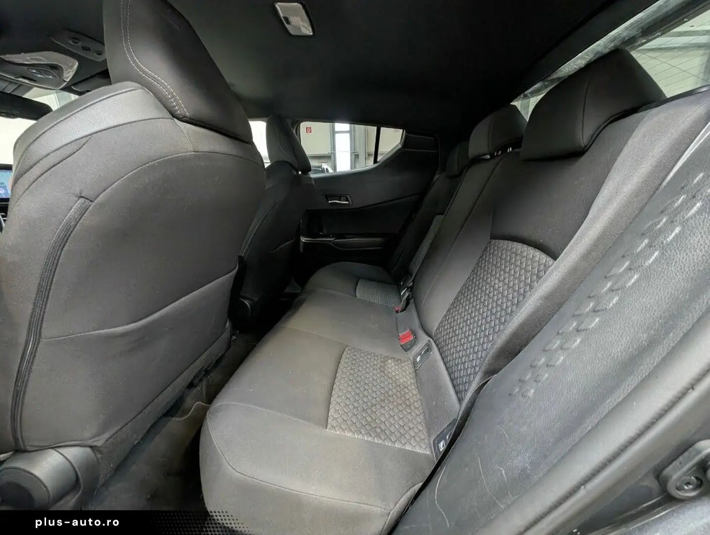 TOYOTA C-HR 2.0 Hybrid Team D NAVI R-KAM SHZG