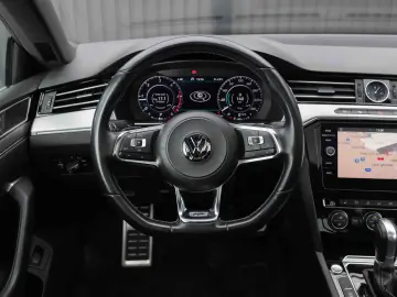 Volkswagen ARTEON 2.0 TDI DSG R-Line