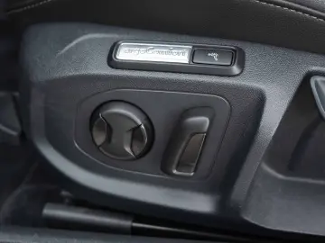 Volkswagen ARTEON 2.0 TDI DSG R-Line