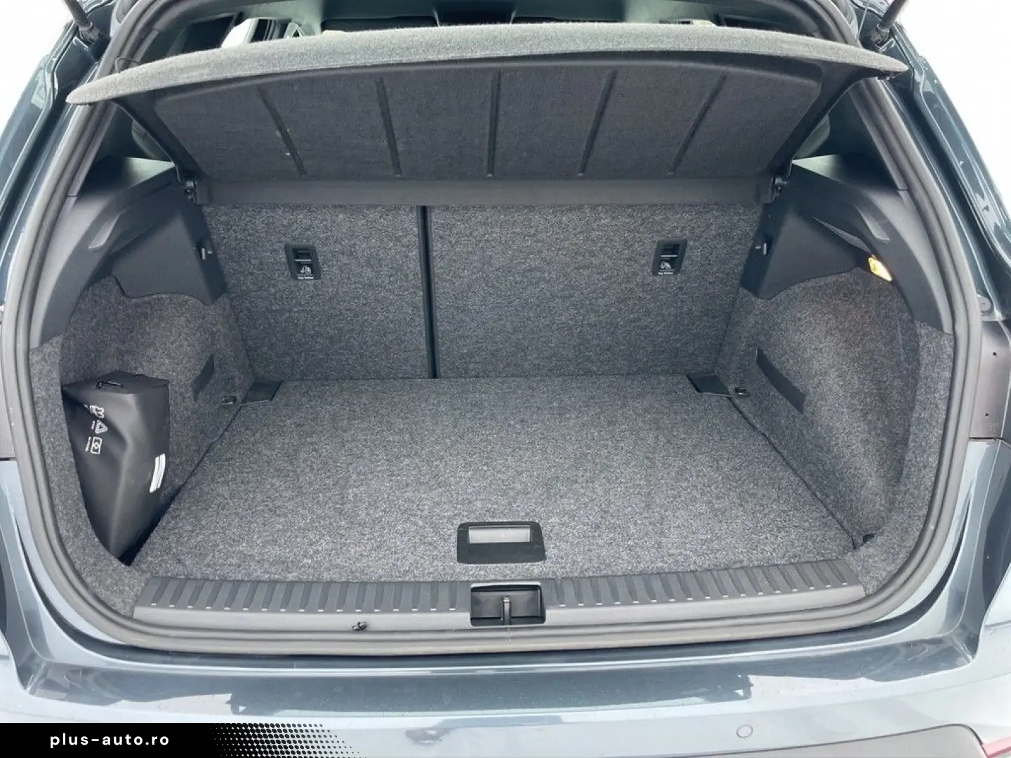 SEAT Arona 1.5 TSI DSG FR VIRTUAL NAVI VOLL-LED ACC P