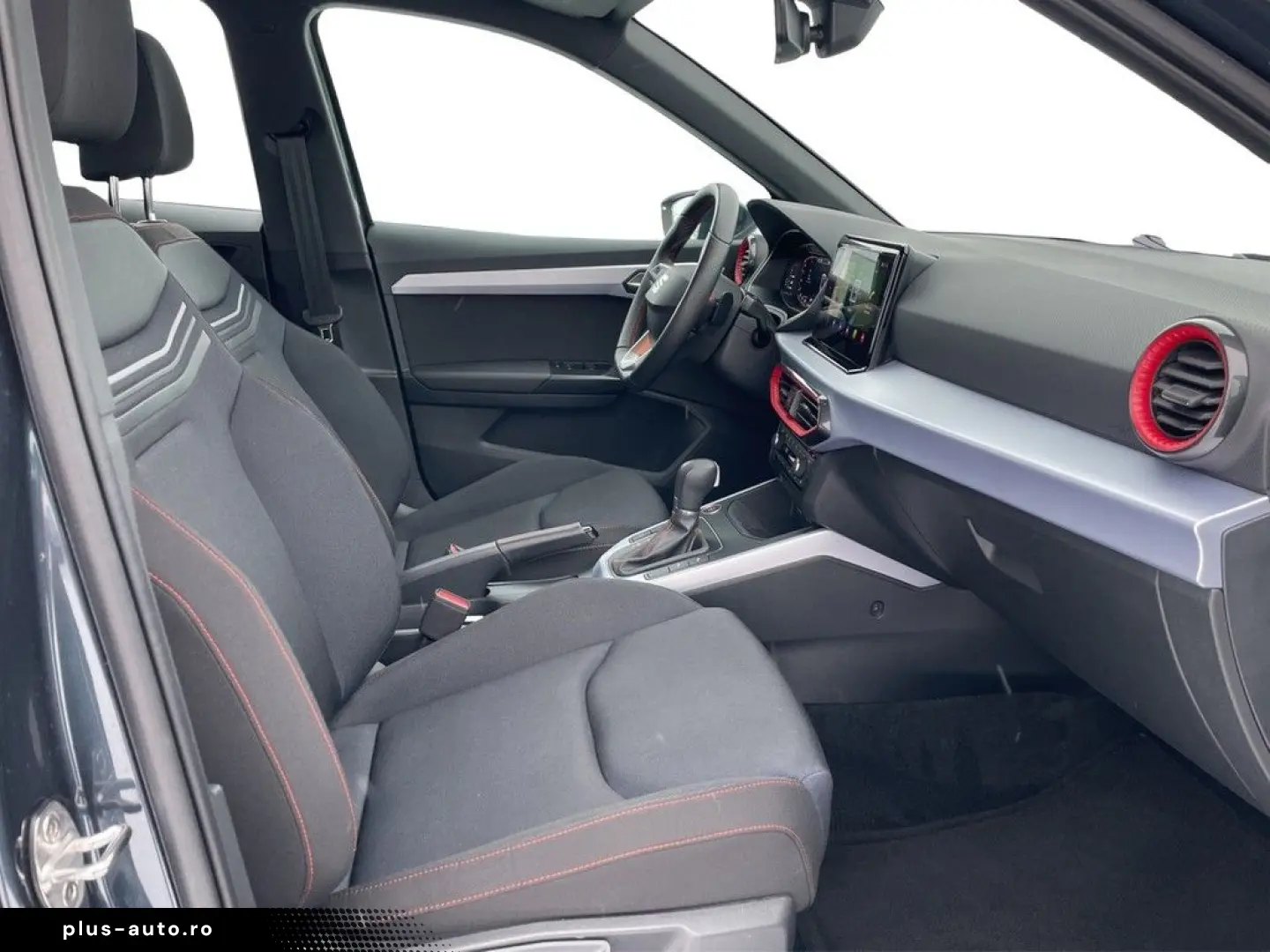 SEAT Arona 1.5 TSI DSG FR VIRTUAL NAVI VOLL-LED ACC P