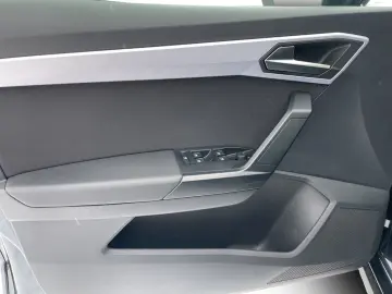 SEAT Arona 1.5 TSI DSG FR VIRTUAL NAVI VOLL-LED ACC P