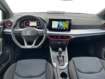 SEAT Arona 1.5 TSI DSG FR VIRTUAL NAVI VOLL-LED ACC P