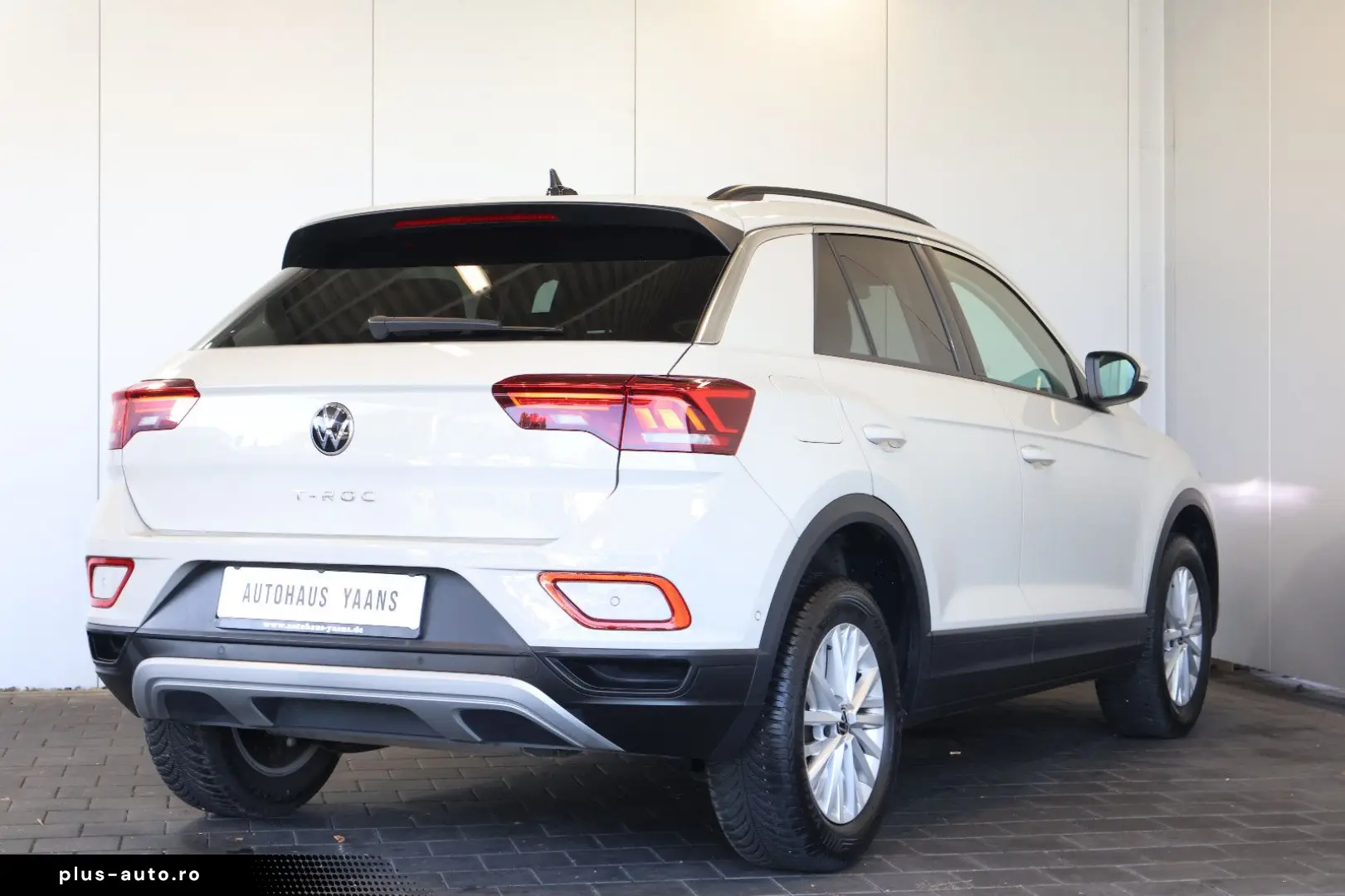 VW T-Roc 1.5 TSI Life AID CARPLAY LED AHK