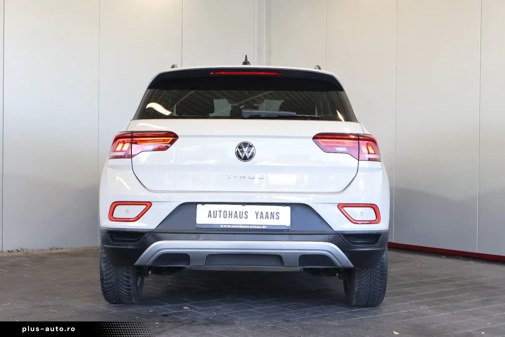 VW T-Roc 1.5 TSI Life AID CARPLAY LED AHK