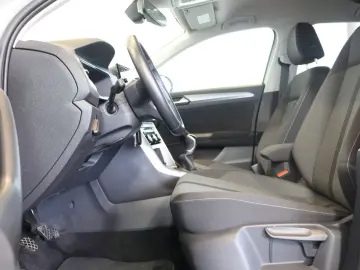 VW T-Roc 1.5 TSI Life AID CARPLAY LED AHK