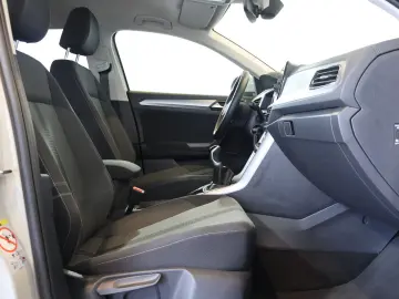 VW T-Roc 1.5 TSI Life AID CARPLAY LED AHK