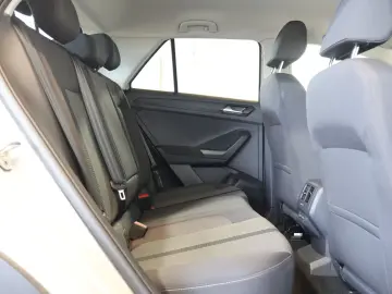 VW T-Roc 1.5 TSI Life AID CARPLAY LED AHK