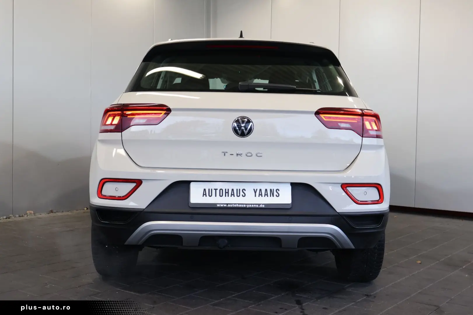 VW T-Roc 1.5 TSI Life AID CARPLAY LED AHK