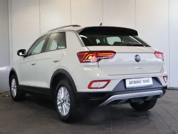 VW T-Roc 1.5 TSI Life AID CARPLAY LED AHK