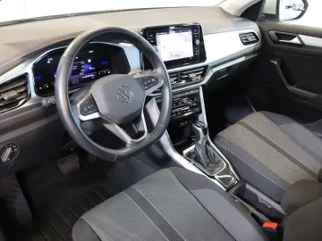 VW T-Roc 1.5 TSI Life AID CARPLAY LED AHK