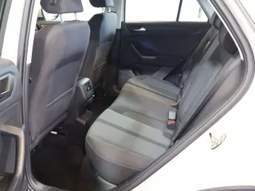 VW T-Roc 1.5 TSI Life AID CARPLAY LED AHK