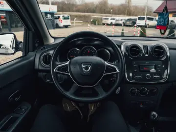 Dacia Logan Plus SCe 73