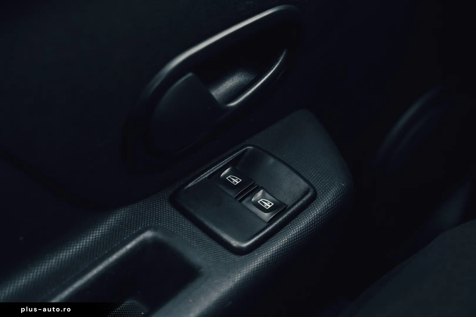 Dacia Logan Plus SCe 73