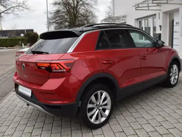 VW T-Roc Life 2.0TDI DSG  ACC CAM AHK LED WinterP