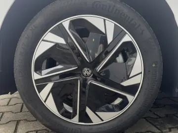 MG MG4 EV Explore Electric 49 kWh 170 CP AT RWD