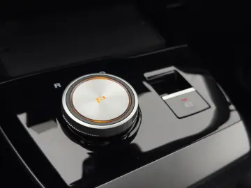 MG MG4 EV Explore Electric 49 kWh 170 CP AT RWD