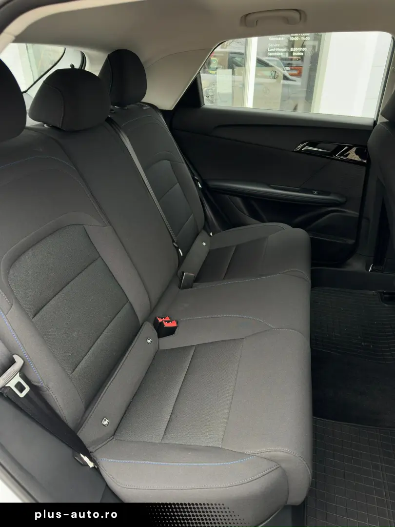 MG MG4 EV Explore Electric 49 kWh 170 CP AT RWD