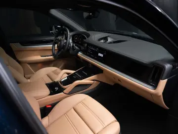 PORSCHE Cayenne E-Hybrid