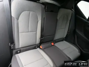 Volvo XC40 T4 Recharge Plus Dark