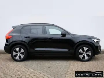 Volvo XC40 T4 Recharge Plus Dark