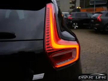 Volvo XC40 T4 Recharge Plus Dark