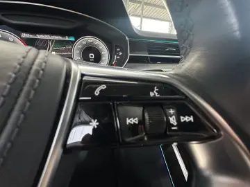 AUDI A8 60 TFSI e quattro B&O HuD Pano Laser