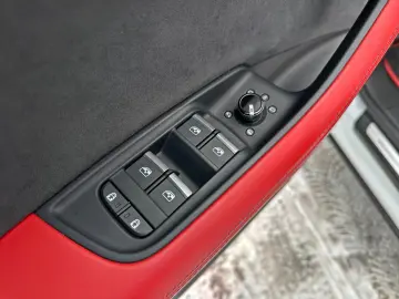 AUDI Q8 55TFSI qu S LINE PANO STANDHZ AHK MATRIX B&O