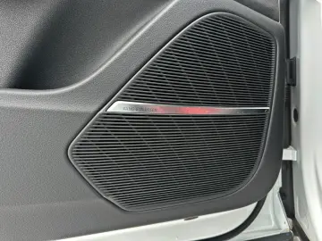 AUDI Q8 55TFSI qu S LINE PANO STANDHZ AHK MATRIX B&O