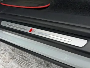 AUDI Q8 55TFSI qu S LINE PANO STANDHZ AHK MATRIX B&O