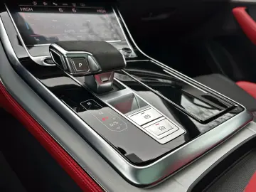 AUDI Q8 55TFSI qu S LINE PANO STANDHZ AHK MATRIX B&O