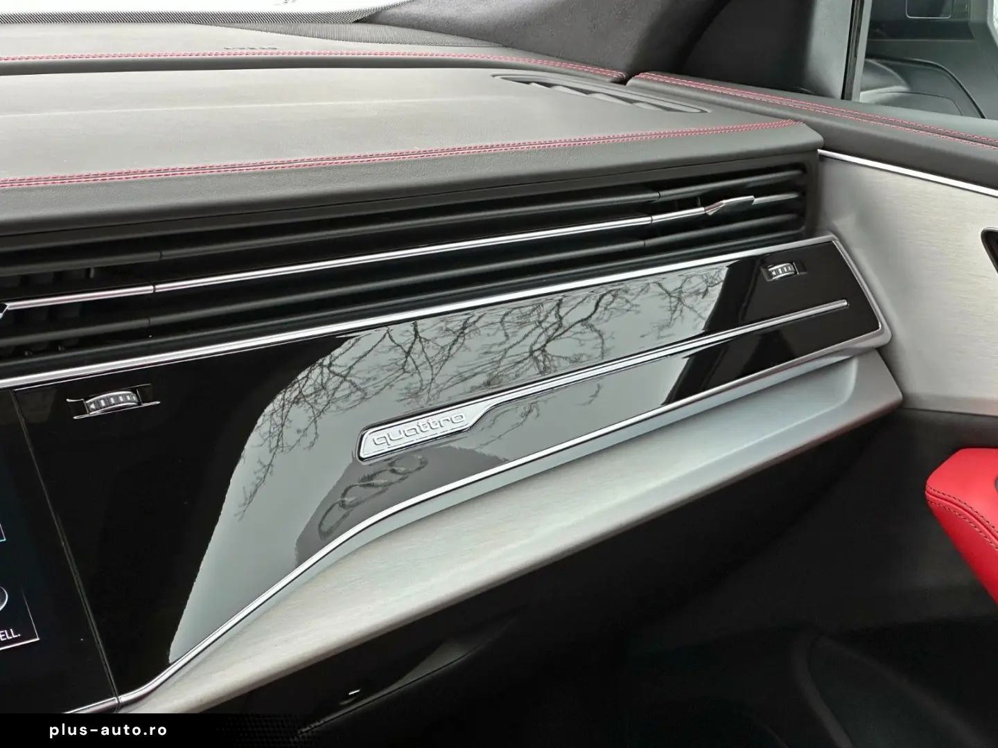 AUDI Q8 55TFSI qu S LINE PANO STANDHZ AHK MATRIX B&O