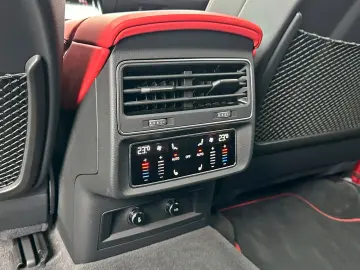 AUDI Q8 55TFSI qu S LINE PANO STANDHZ AHK MATRIX B&O