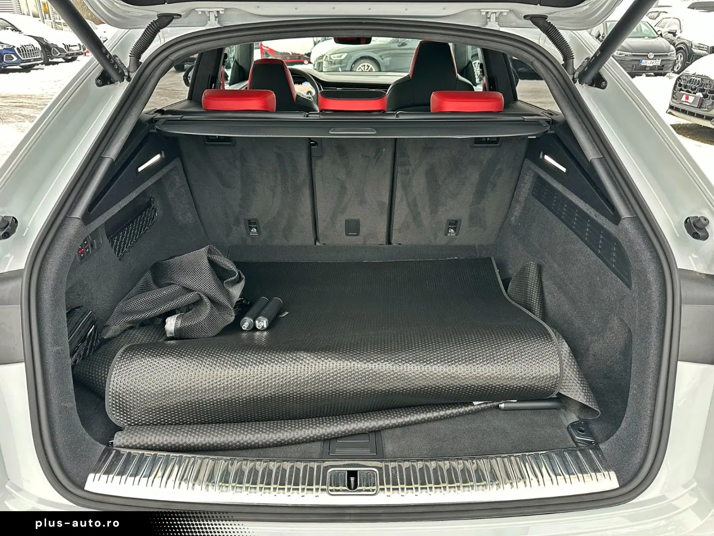 AUDI Q8 55TFSI qu S LINE PANO STANDHZ AHK MATRIX B&O