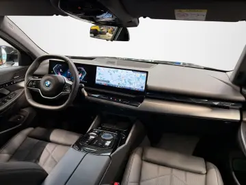 BMW 550xe lim ACC 360  H K KZU Memory HUD DrAss.Prof